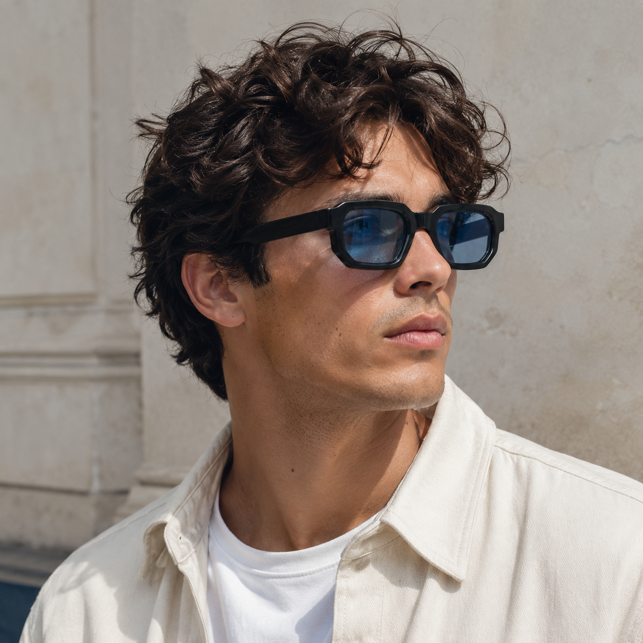 Lunettes de Soleil Carrées - Noires verres Bleus